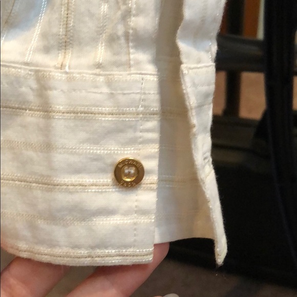 Michael Kors button down blouse with clasp closure - Picture 4 of 6